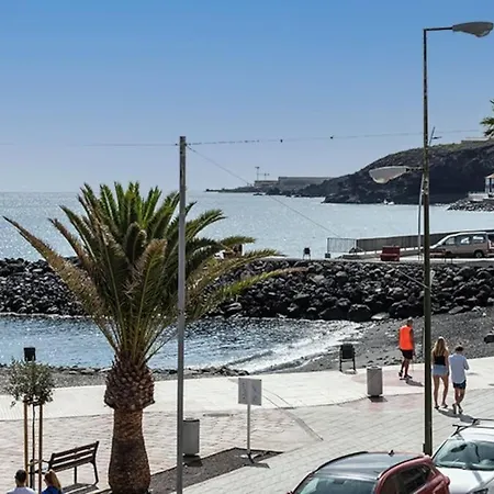 Candemar. Piso De Playa, Vistas Al Mar Candelaria. Candelaria
