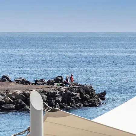 Candemar. Piso De Playa, Vistas Al Mar Candelaria. * Candelaria
