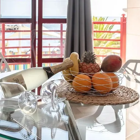 Candemar. Piso De Playa, Vistas Al Mar Candelaria. Apartment *